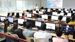 Computer lab Dr Gr Damodaran College Of Science - [GRDCS], Coimbatore