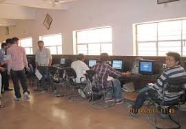 Computer lab Priyadarshini College of Computer Sciences (PCCS, Noida) in Noida