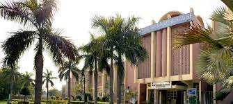 Campus Shri Guru Teg Bahadur Khalsa College New Delhi