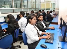 Computer Class of Bhartiya Vidya Bhavan Institute Of Management Science, Kolkata in Kolkata