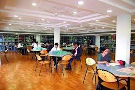 Library of Kohinoor Business School, Mumbai in Mumbai 