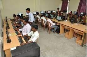 Computer lab  Perunthalaivar Kamarajar Government Arts College, Pondicherry in Pondicherry