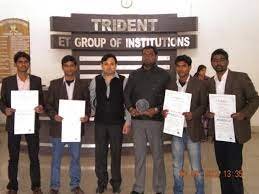 Group photo Trident Group of Institutions in Ghaziabad