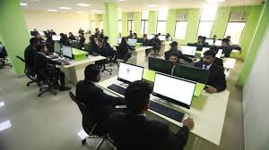 Computer LAb Lloyd Business School (LBS, Greater Noida) in Greater Noida