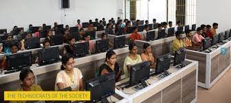 Computer Lab Sasurie College of Engineering, Tiruppur in Tiruppur	