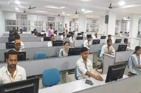 Computer Lab R P Sharma Institute of Technology (Patna) in Patna