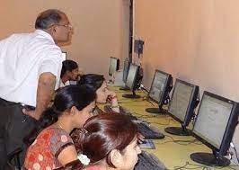 Computer Lab for Vaish Arya Kanya Institute of Technology and Management, (VAKITM, Bahadurgarh in Bahadurgarh