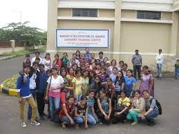 Group photo Rajiv Gandhi Institute of IT and Biotechnology in Pune