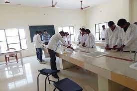 Lab Deen Dayal Rustagi College Of Pharmacy, Gurgaon in Gurugram