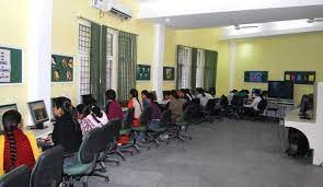 Computer lab B.B.K.D.A.V. College For Women in Amritsar	