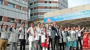 Group Photo  Sri Ramachandra Medical College and Research Institute in Chennai	