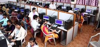 computer lab Alagappa Institute of Technology - (AIT, Chennai) in Chennai	