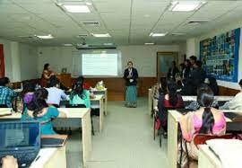 Classroom CMS Business School, Jain University, in Bengaluru