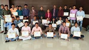 Certificate Distribution Nirwan University in Jaipur