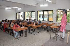  L.S. Raheja College of Arts and Commerce, Mumbai classroom
