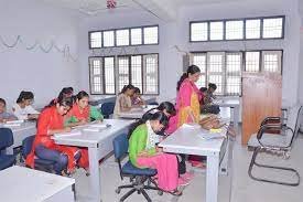 Classroom Govt. College for Women in Mahendragarh 