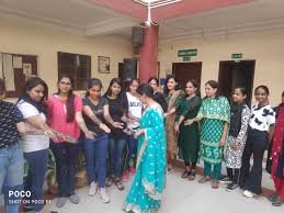 Group photo DAV Post Graduate College in Varanasi