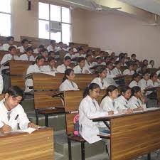 Classroom Sudha Rustagi College of Dental Sciences and Research Sector - 89 in Faridabad