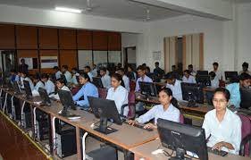 Computer lab Shri Rawatpura Sarkar Institute of Technology, Raipur