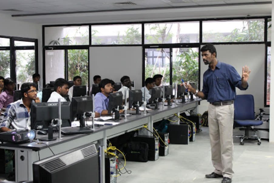 Computer Lab CARE School of Engineering - [CARESE], Tiruchirappalli
