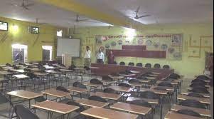 Class room Brahaspati Mahila P.G. College in Kanpur 