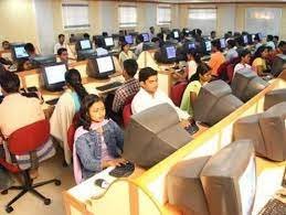 Computer Lab Academy of Management Studies (AMS, Dehradun) in Dehradun