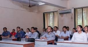 Classroom in Hashmatrai and Gangaram Himathmal Mansukhani Institute of Management (MIM, Thane)