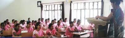 Classroom Lala Mahadev Prasad Verma Balika Mahavidyalaya (LMPVBM, Lucknow) in Lucknow