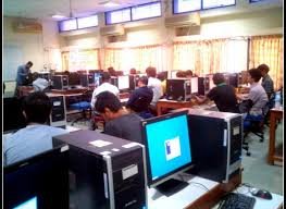 Computer labSardar Vallabhbhai National Institute of Technology, Surat in Surat
