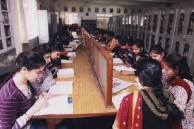Library Guru Nanak Khalsa College For Women (GNKCW, Ludhiana) in Jalandar