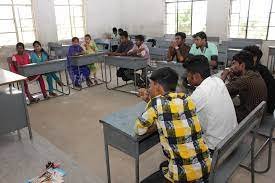 Classroom Thiruvalluvar Polytechnic College, Coimbatore 