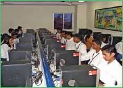 Chanakya Institute of Management Studies and Research Computer lab