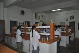 Laboratory of Duvvuru Ramanamma Women's Degree College, Gudur in Nellore	