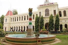 Campus Front View Maharaja's College, Mysore in Mysore