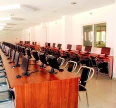 Computer lab Abhilashi University in Mandi