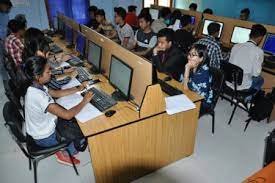 Computer Lab Manipur Technical University in Imphal West	