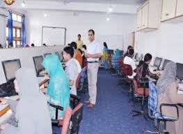 Computer Lab Directorate Of Distance Education(DDE) ,Srinagar in Srinagar	