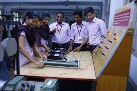 Practical Class of Potti Sriramulu Chalavadi Mallikarjuna Rao College of Engineering & Technology, Vijayawada in Vijayawada