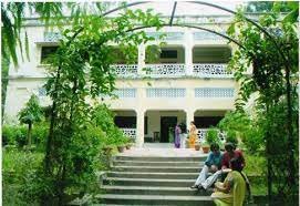 campus Vasanta college for Women in Varanasi