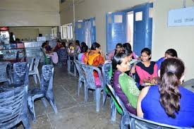 Canteen Lajpat Rai Dav College (LRDC, Ludhiana) in Ludhiana