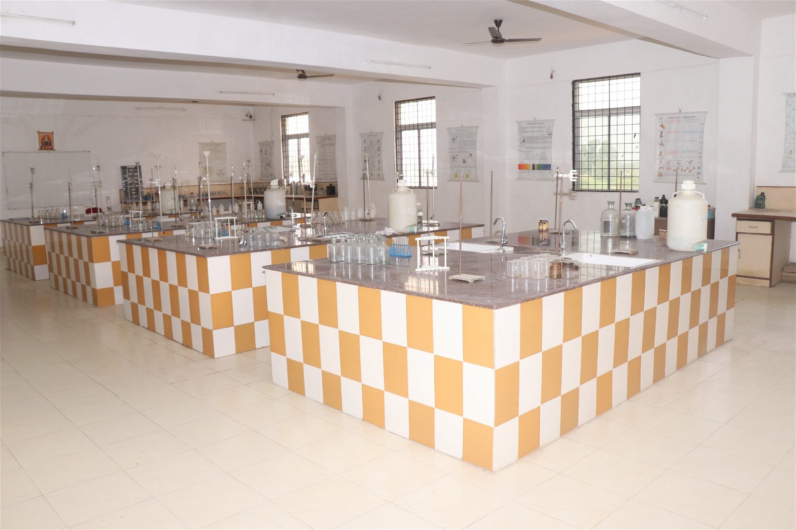 Practical lab Mahakaushal University in Jabalpur
