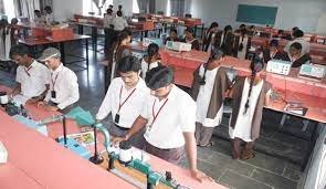 Practical Class of Vasireddy Venkatadri Institute of Technology, Guntur in Guntur
