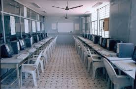 Computer lab  C. U. Shah University in Ahmedabad