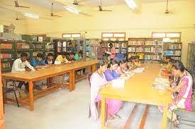 library pic Sree Muthukumaraswamy College (SMC, Chennai) in Chennai	