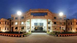 bulding of  Indian Institute of Management, Noida in Agra
