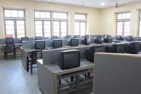 Computer Class Room of Sir Kikabhai Premchand College of Commerce, Surat in Surat