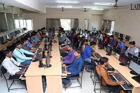 Computer Class of Bhagwan Mahavir College of Management in Surat