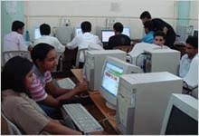 Computer Class Room of Jamnalal Bajaj Institute of Management Studies, Mumbai in Mumbai 