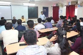 Studnets  GURU NANAK INSTITUTE OF MANAGEMENT STUDIES in Mumbai 