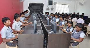 Computer Lab M.A.M Polytechnic College [MAMPC), Tiruchirappalli  